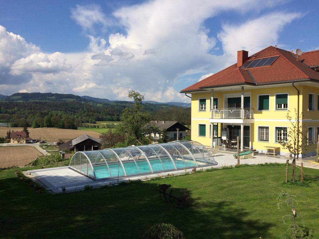 Ferienwohnung Am Bauernhof Strassonig Vulgo Hornis Moosburg Zewnętrze zdjęcie